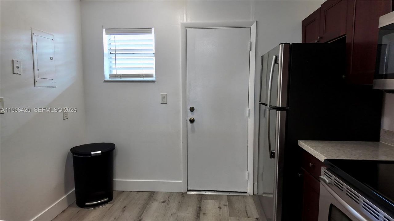 403 NW 68th Ave, Unit 517, Plantation, FL 33317 Photo