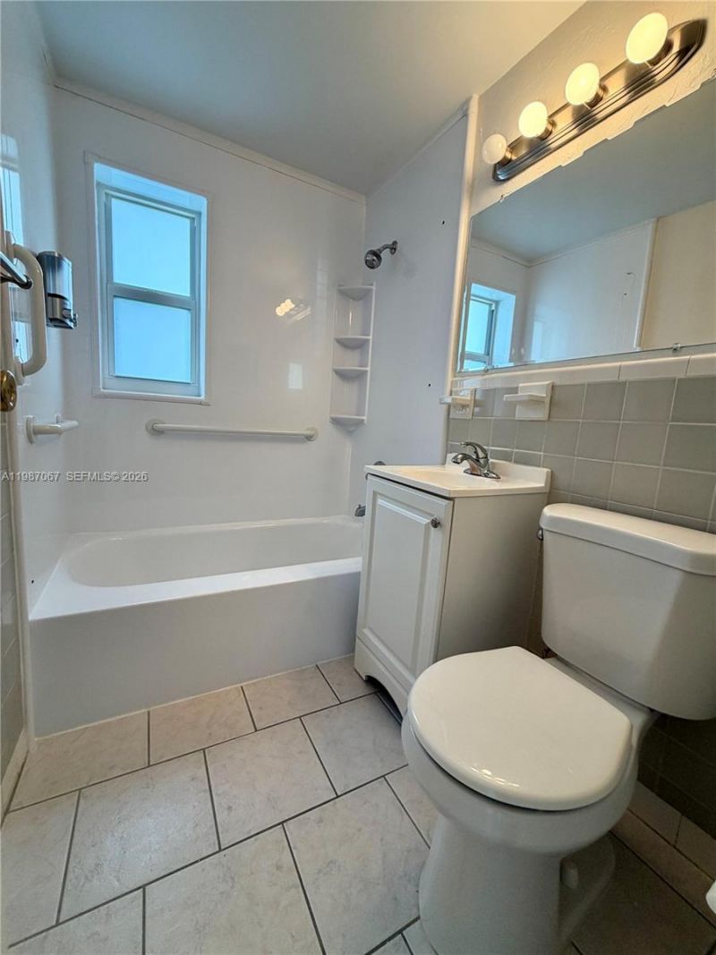 7621 SW 55th Ave, Unit 21A, Miami, FL 33143 Photo