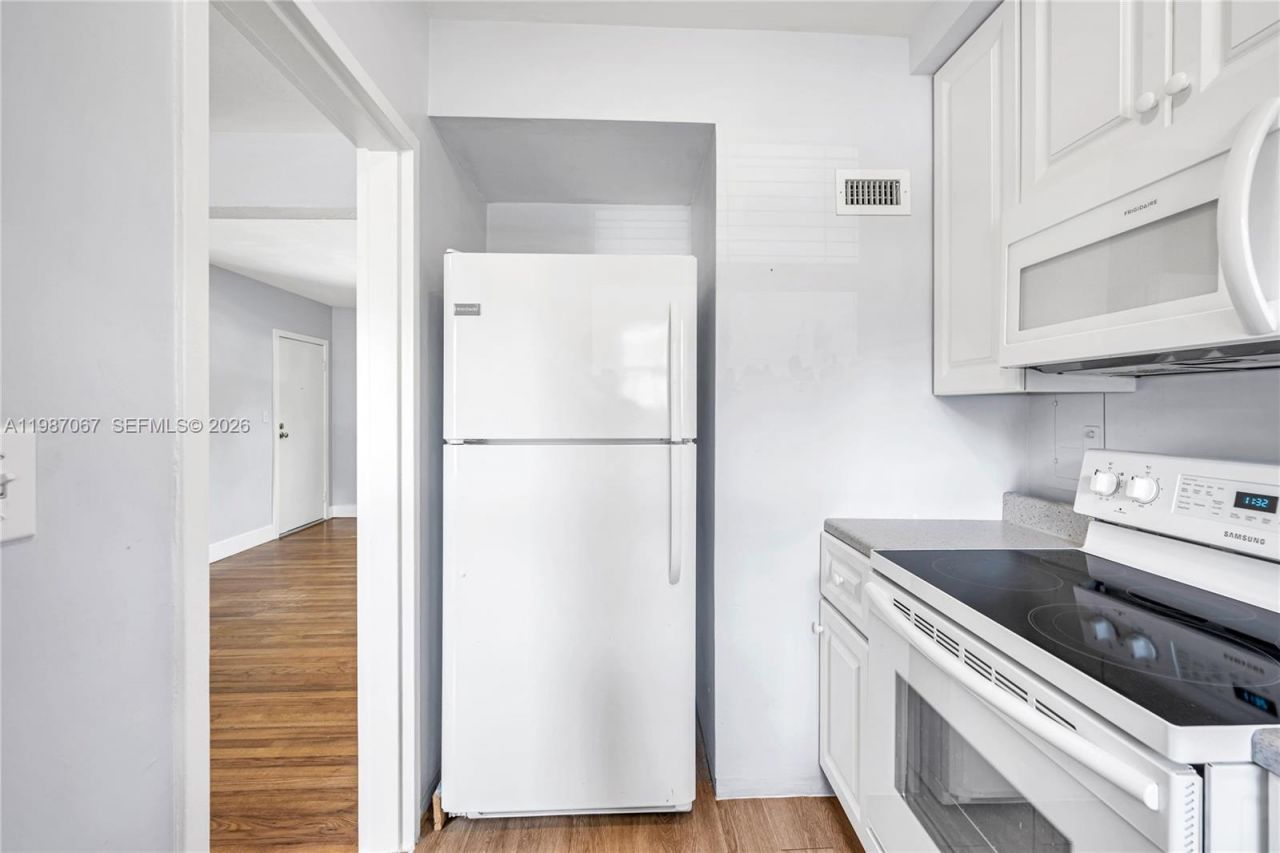7621 SW 55th Ave, Unit 21A, Miami, FL 33143 Photo
