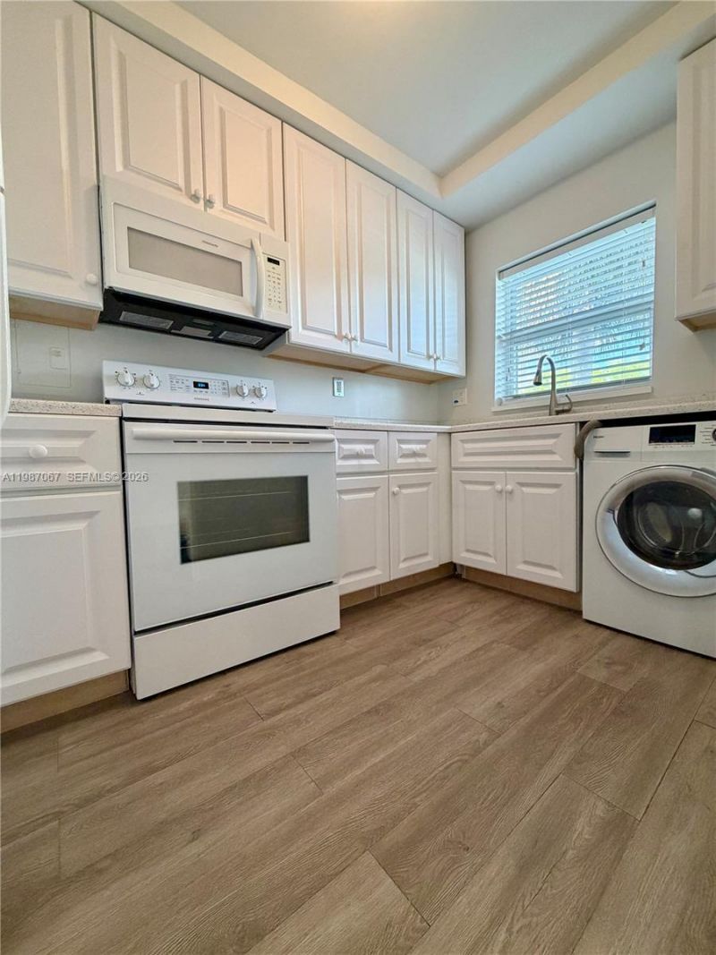 7621 SW 55th Ave, Unit 21A, Miami, FL 33143 Photo