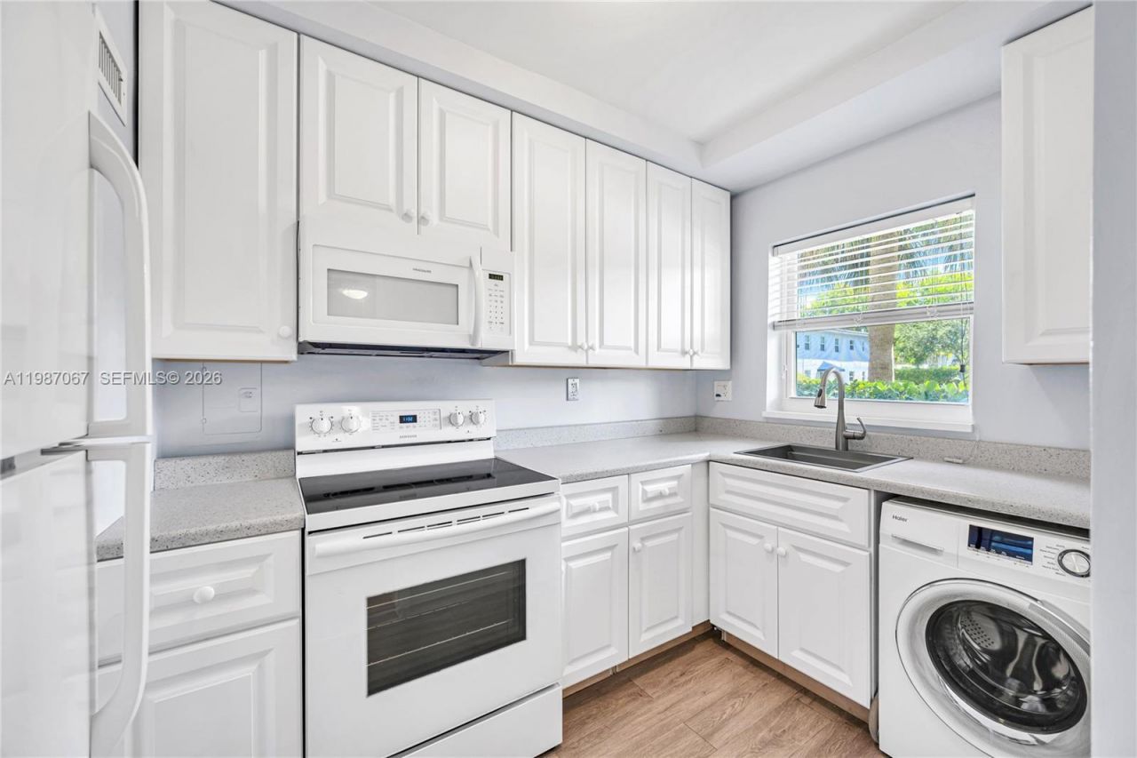 7621 SW 55th Ave, Unit 21A, Miami, FL 33143 Photo