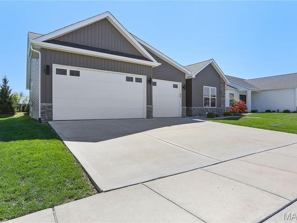 1870 Cloverdale Drive, Edwardsville, IL 62025