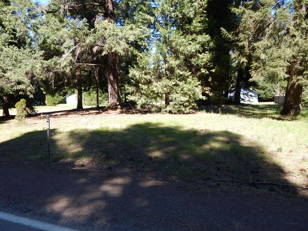 Red Blanket Road, Prospect, OR 97536