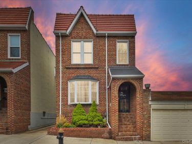 88-59 82nd Avenue, Glendale, NY 11385