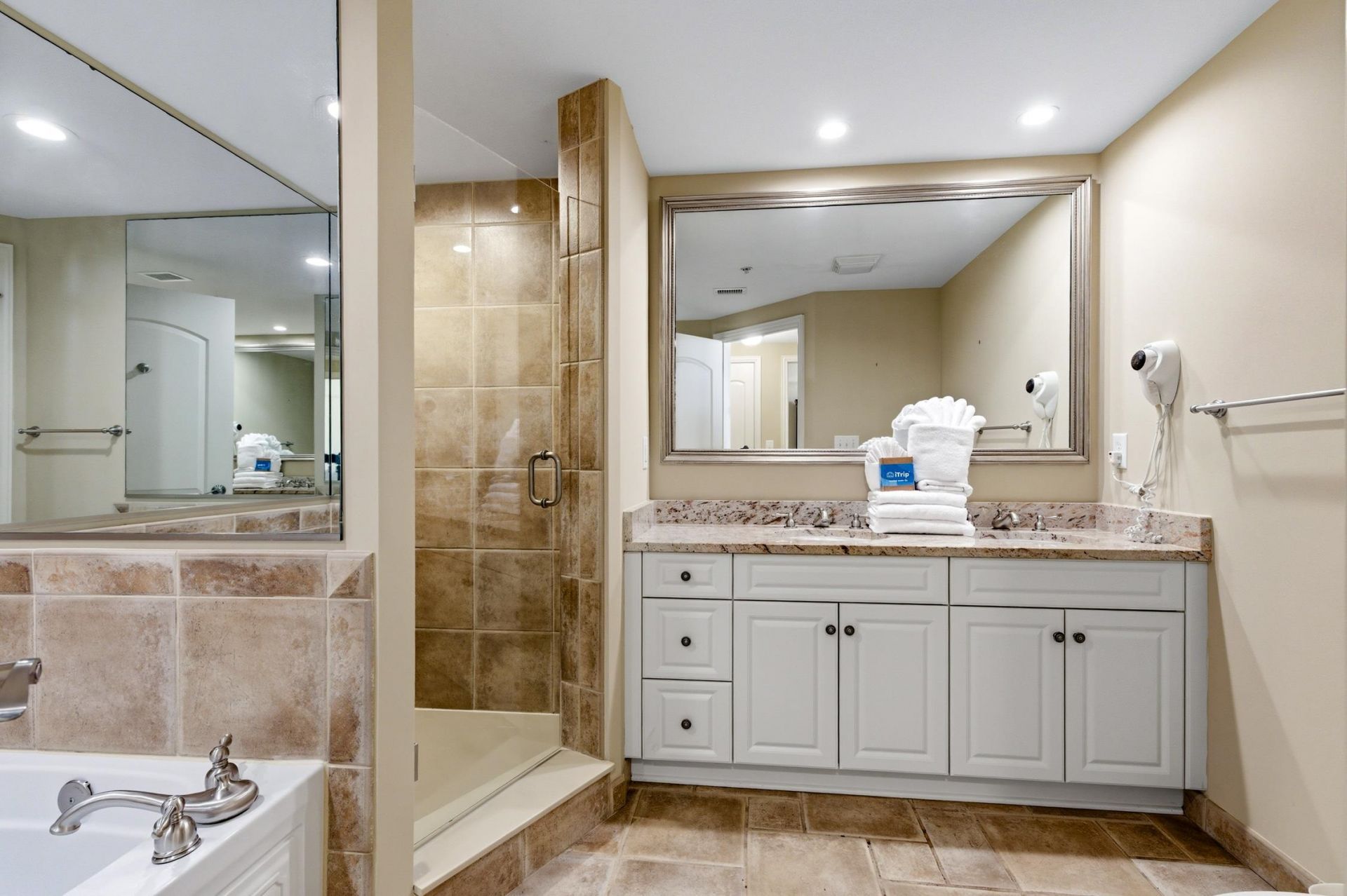 100 North Beach Blvd. Photo 15