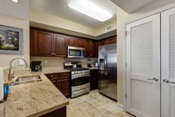 100 North Beach Blvd. photo 4