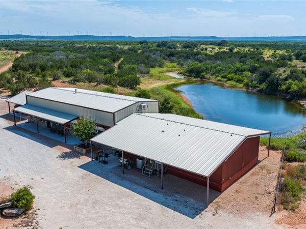 2302 County Road 360 , Merkel, TX 79536