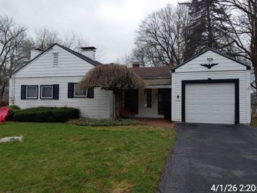 200 Ambergate Road, Syracuse, NY 13214