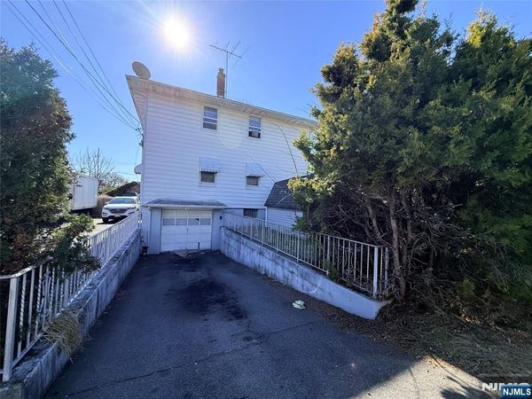 275 Ryerson Avenue, PATERSON, NJ 07502