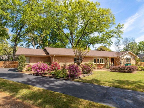 1247 W YORKSHIRE CV W, Memphis, TN 38119