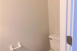 137 Susan Drive photo 4