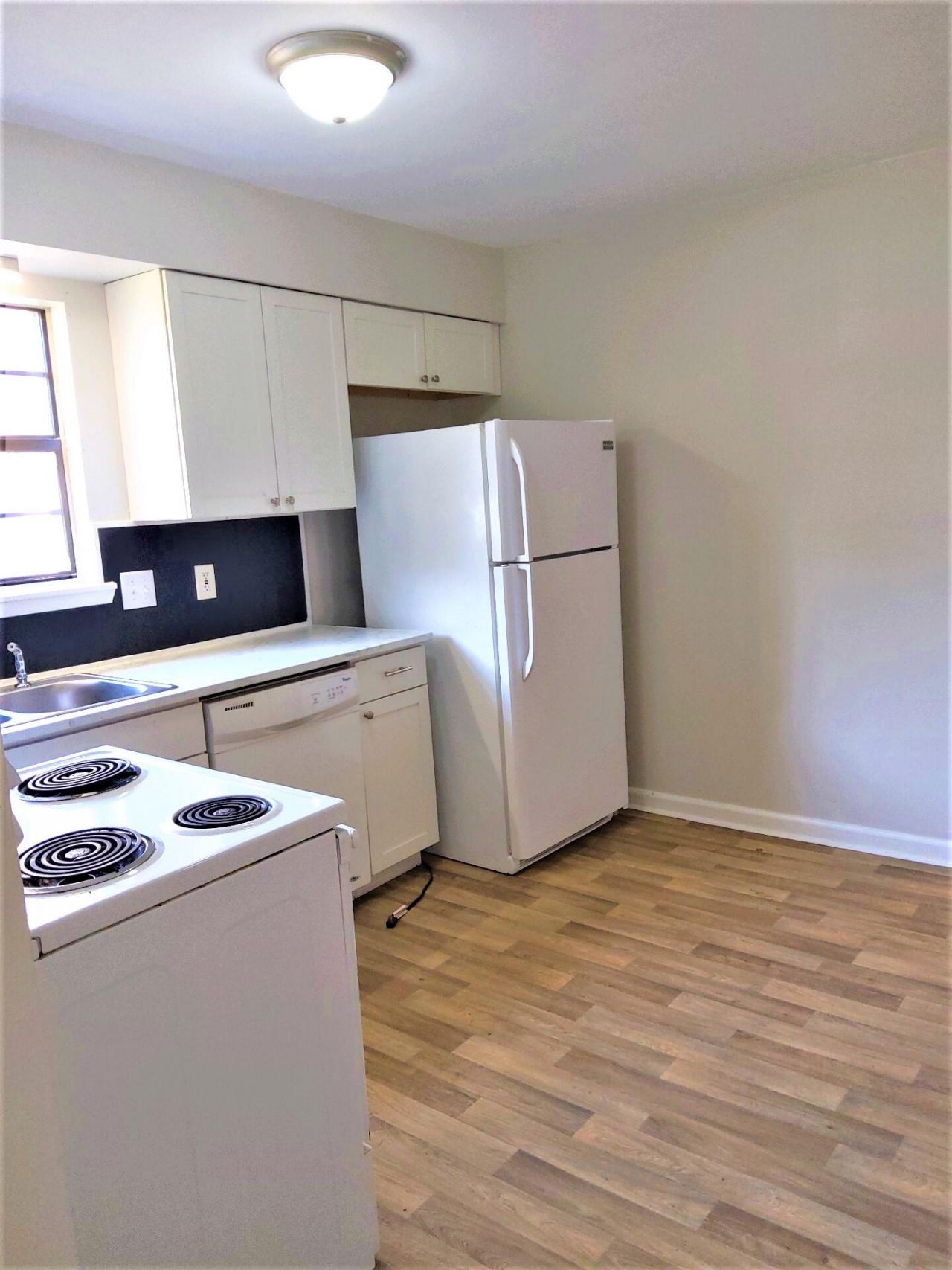 137 Susan Drive Photo 8