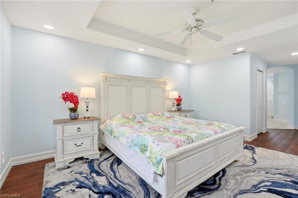 817 Carrick Bend Cir, Unit 201, Naples, FL 34110 Photo