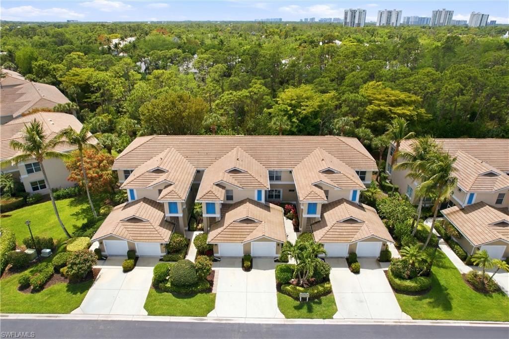 817 Carrick Bend Cir, Unit 201, Naples, FL 34110 Photo