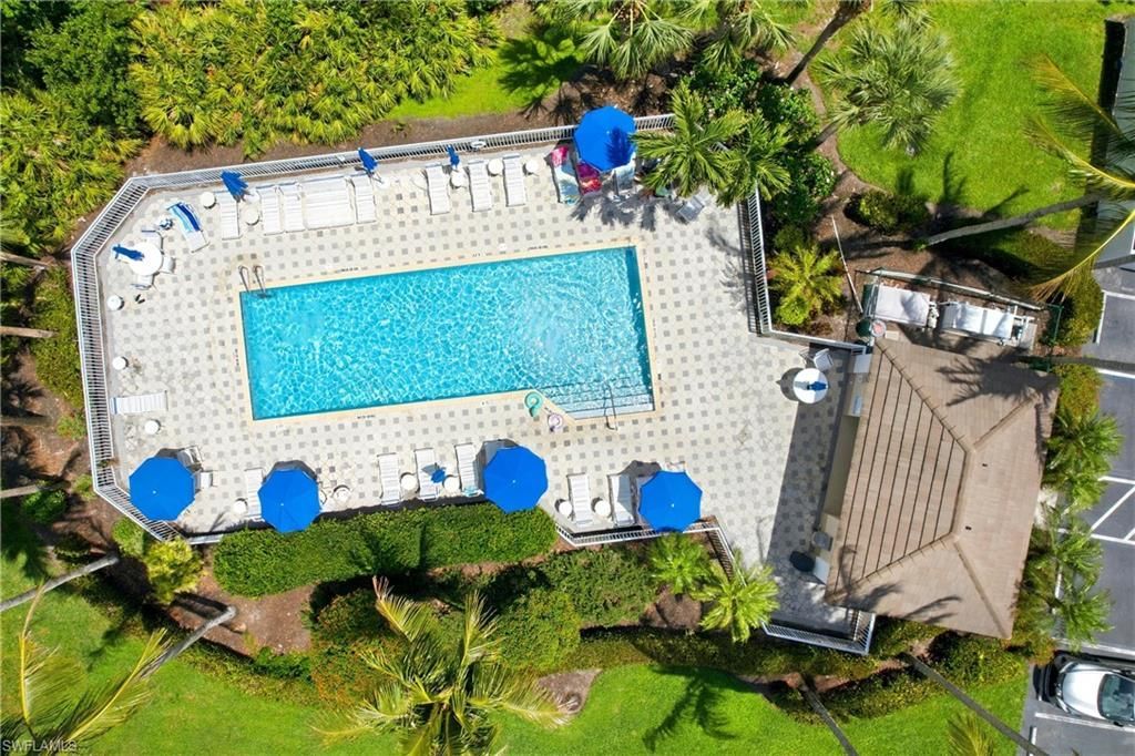 817 Carrick Bend Cir, Unit 201, Naples, FL 34110 Photo