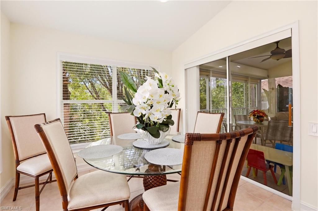817 Carrick Bend Cir, Unit 201, Naples, FL 34110 Photo