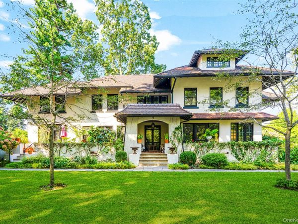 9 Forest Place, New Rochelle, NY 10804