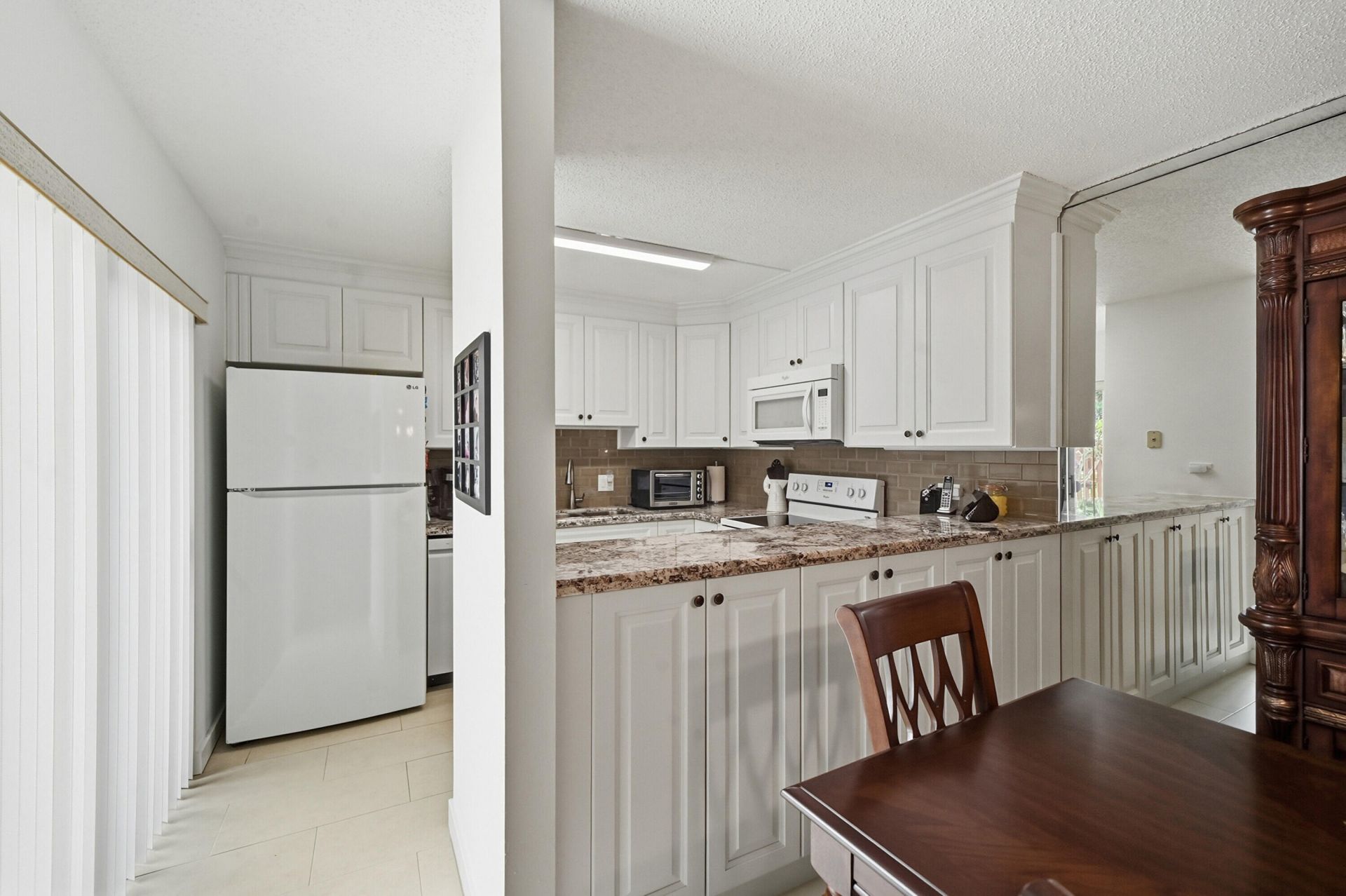 1485 Augusta Circle, Unit 124, Delray Beach, FL 33445 Photo