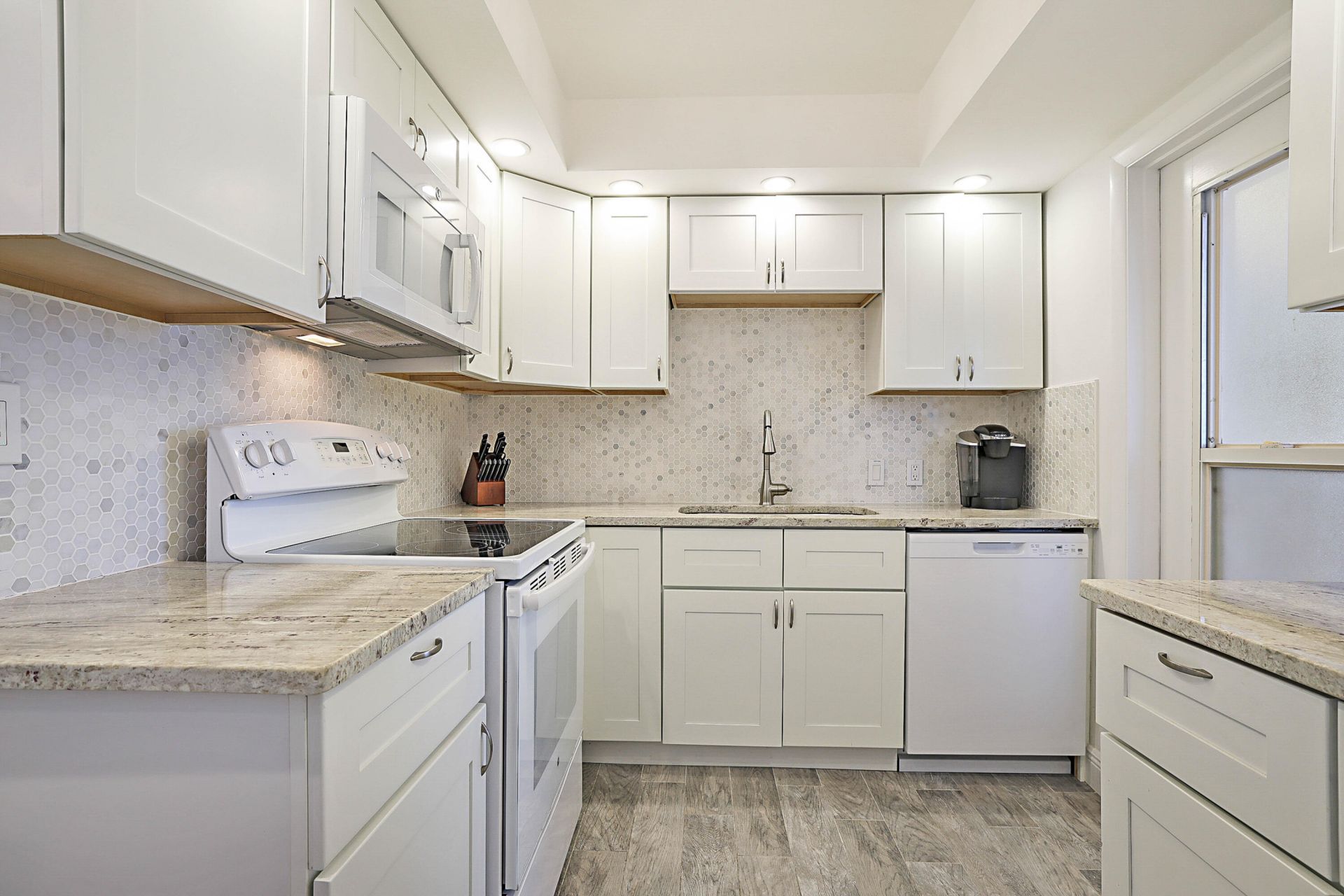 225 S Beach Road, Unit 205, Jupiter, FL 33469 Photo