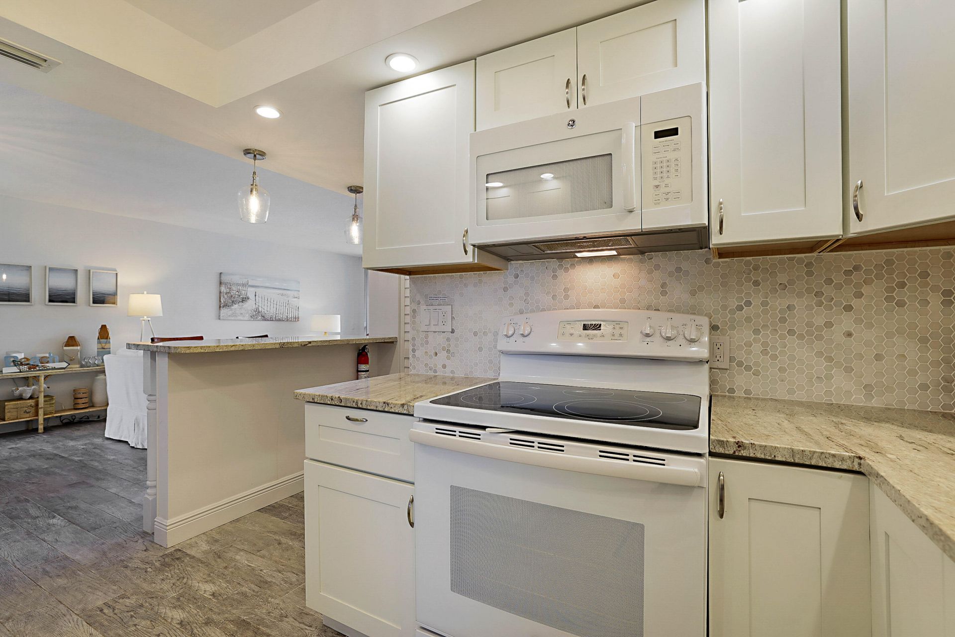 225 S Beach Road, Unit 205, Jupiter, FL 33469 Photo