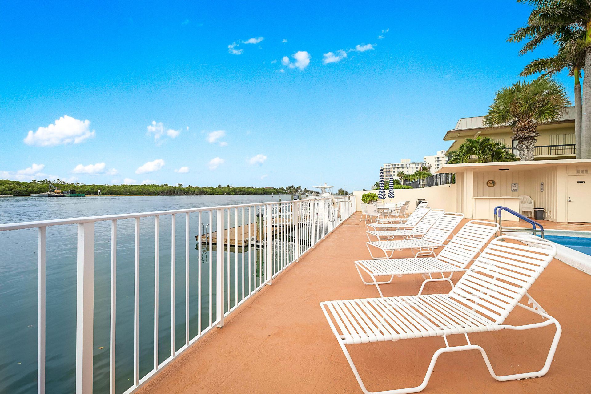 225 S Beach Road, Unit 205, Jupiter, FL 33469 Photo
