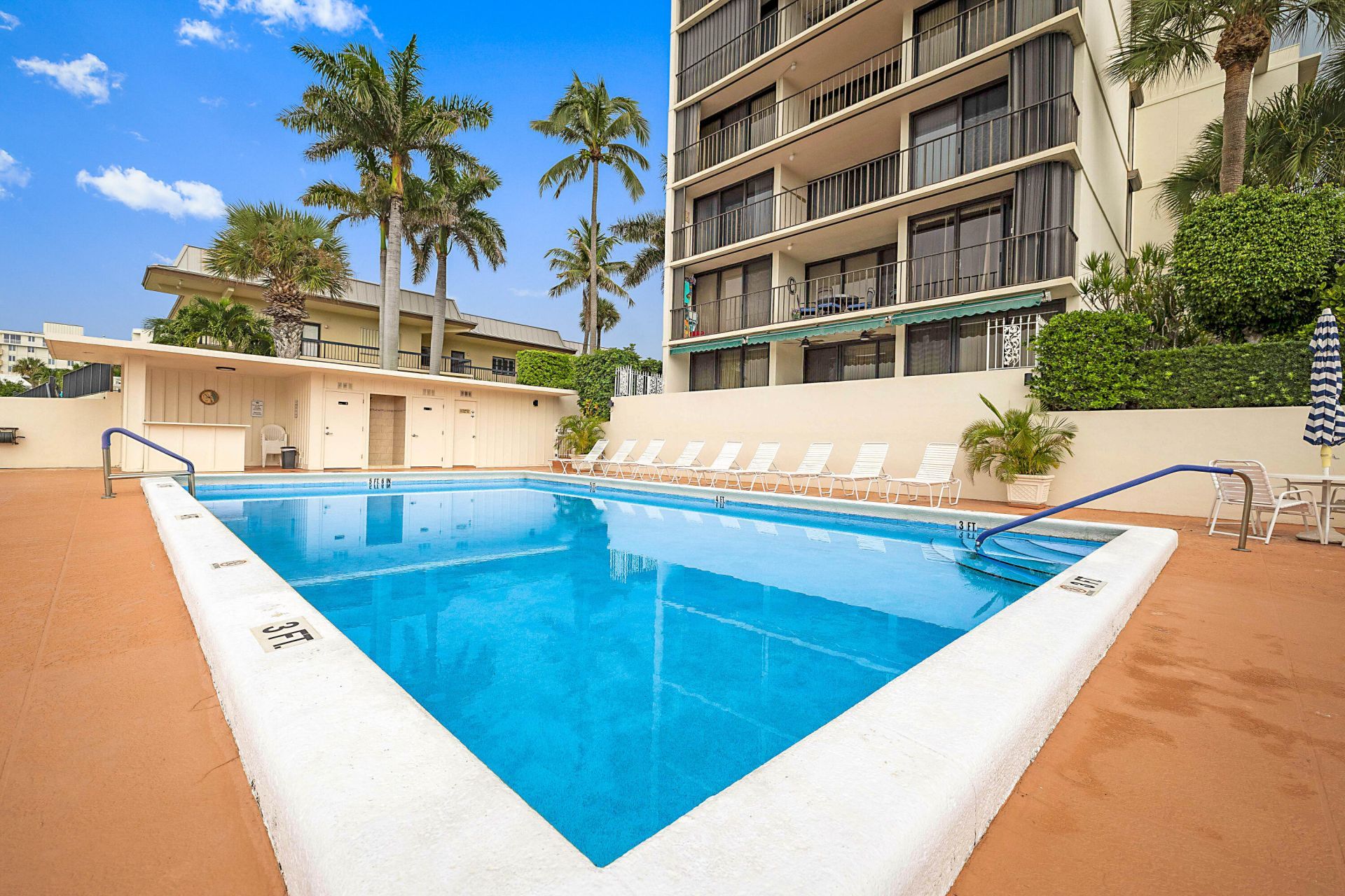 225 S Beach Road, Unit 205, Jupiter, FL 33469 Photo