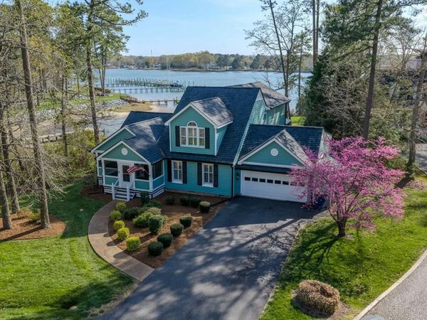 41 Kilmer Lane, URBANNA, VA 23175