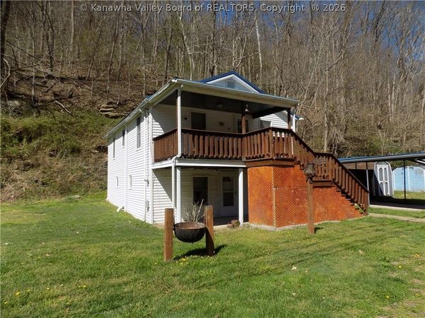1823 Witcher Road, Belle, WV 25015