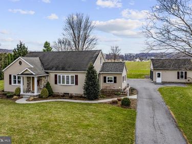 330 S REAMSTOWN ROAD, EPHRATA, PA 17522