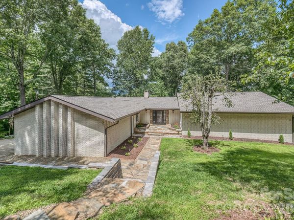 294 Martha Drive , Spruce Pine, NC 28777