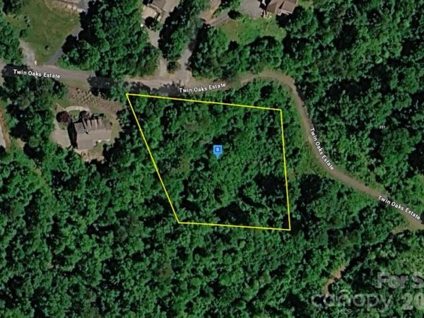 220 Twin Oaks Estate , Sylva, NC 28779