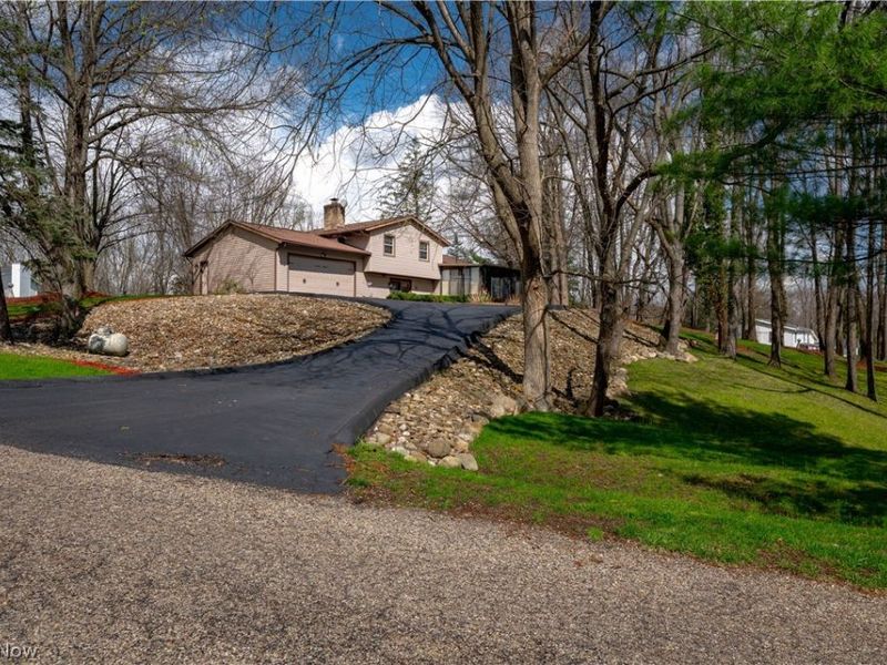 12432 Ledgeview Street NW, Canal Fulton, OH 44614 Photo 25