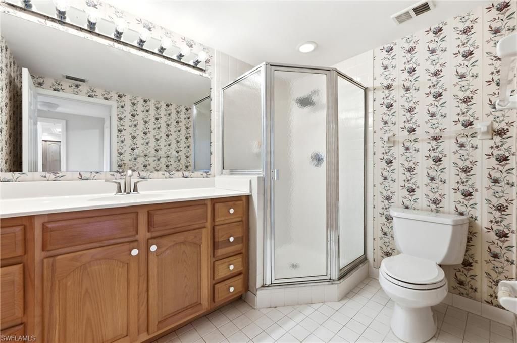 13105 Vanderbilt Dr, Unit 407, Naples, FL 34110 Photo