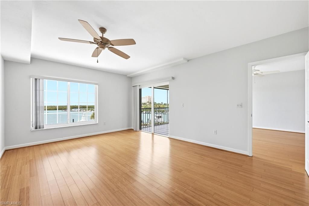 13105 Vanderbilt Dr, Unit 407, Naples, FL 34110 Photo