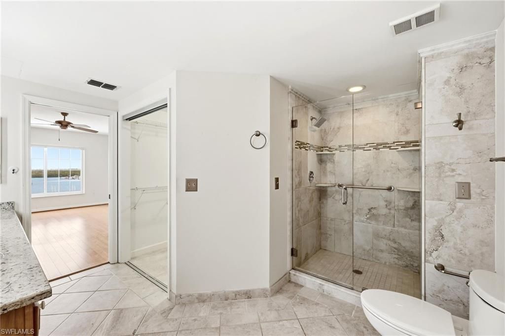 13105 Vanderbilt Dr, Unit 407, Naples, FL 34110 Photo