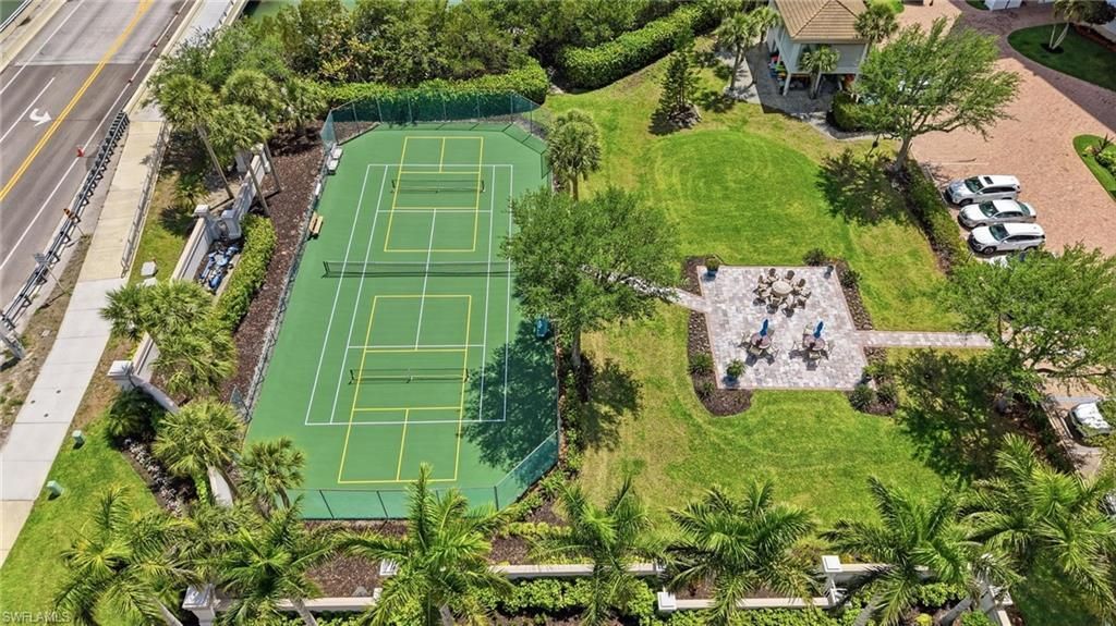13105 Vanderbilt Dr, Unit 407, Naples, FL 34110 Photo