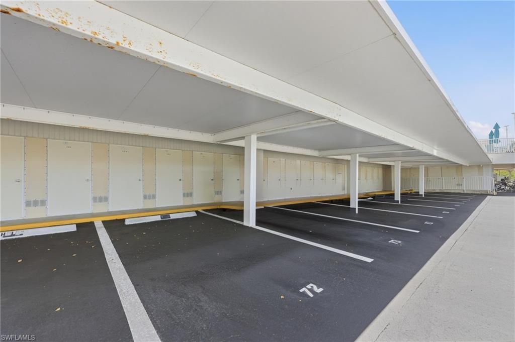 13105 Vanderbilt Dr, Unit 407, Naples, FL 34110 Photo