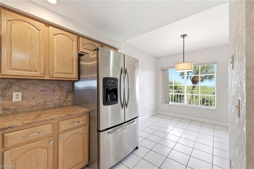 13105 Vanderbilt Dr, Unit 407, Naples, FL 34110 Photo