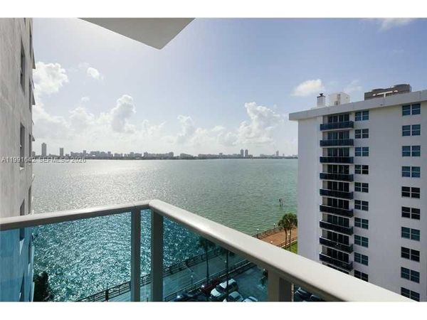 7501 E Treasure Dr, Unit 8C, North Bay Village, FL 33141
