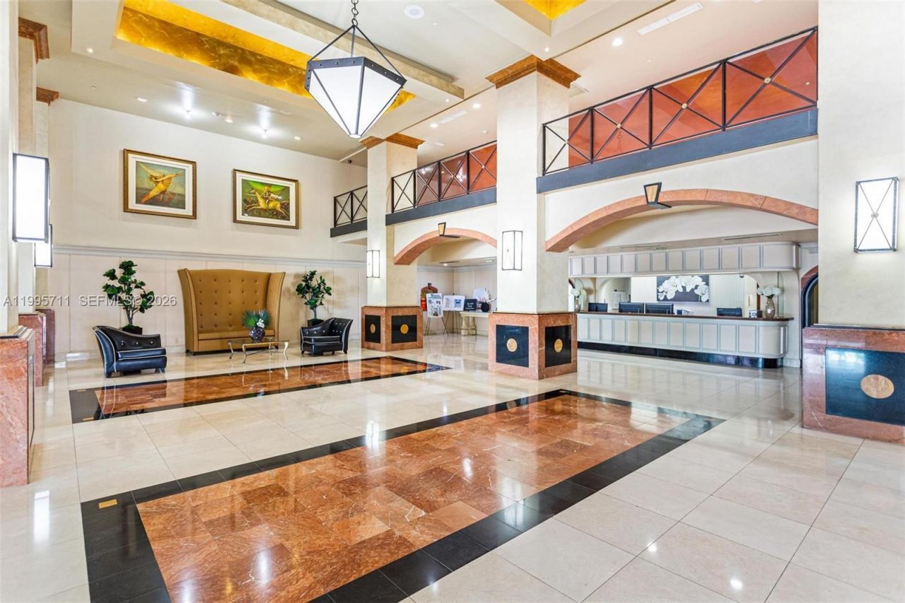 555 NE 15th St, Unit 15B, Miami, FL 33132 Photo