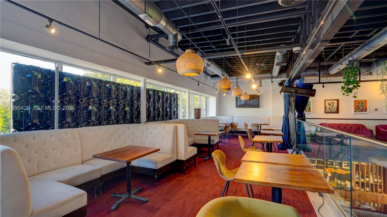 Restaurant For Sale, Miami, FL 33135 Photo