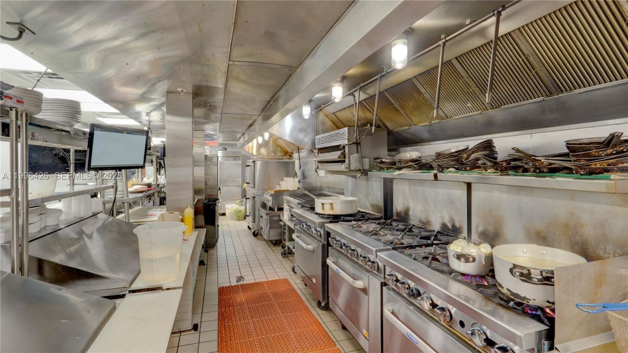 Restaurant For Sale, Miami, FL 33135 Photo