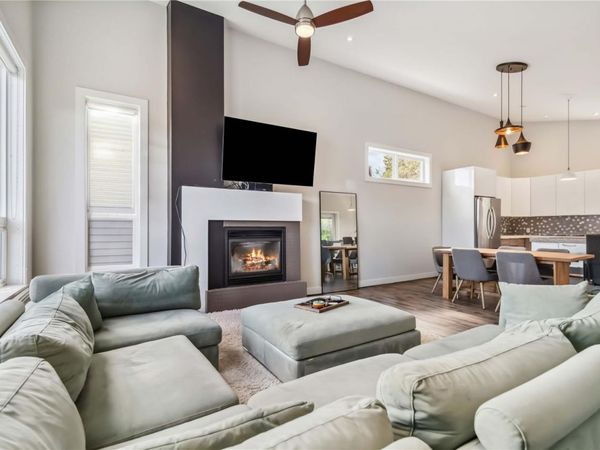 936 Aqua Crt , Langford, BC V9B 0N3