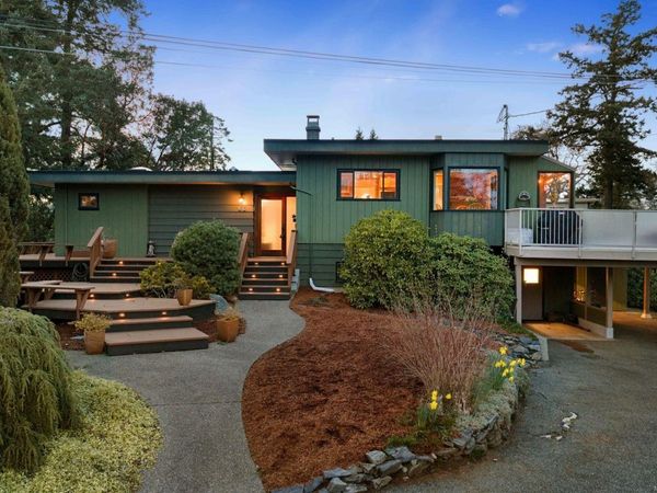 66 Kingham Pl , View Royal, BC V9B 1L8