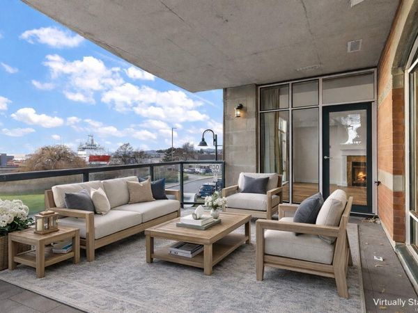 21 Dallas Rd, Unit 330, Victoria, BC V8V 4Z9
