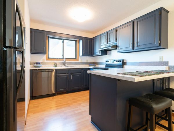 5425 Orleans Lane N, Unit 6, Plymouth, MN 55442