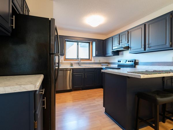 5425 Orleans Lane N, Unit 6, Plymouth, MN 55442