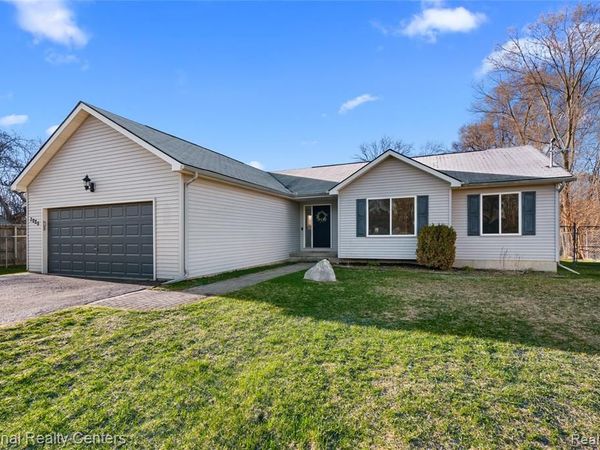 3025 Reeder Road, Clarkston, MI 48346