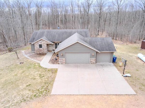 213688 COUNTY ROAD J, Hatley, WI 54440