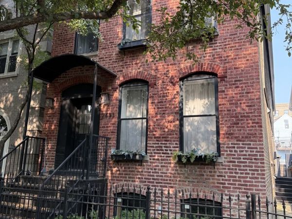 2433 N Janssen Avenue , Unit 2F, Chicago, IL 60614